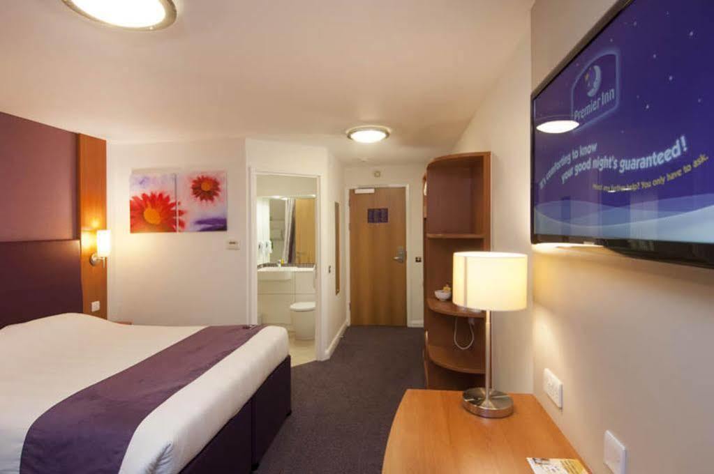 Premier Inn Bradford Central Exterior foto